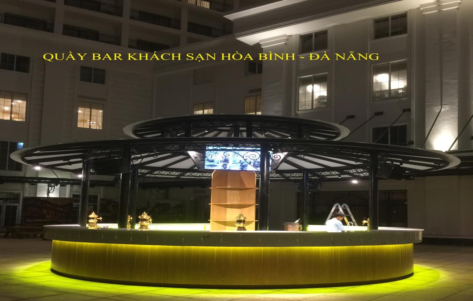 Quầy bar